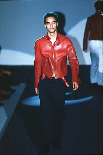 Look 16